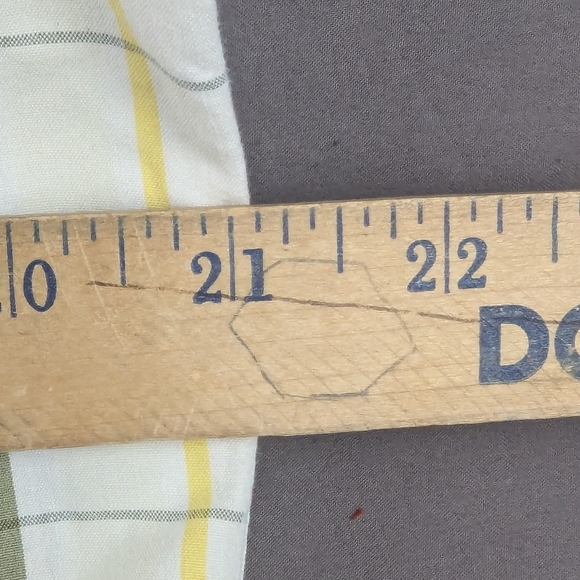 Quicksilver Possible Medium Short Sleeve Button Down Shirt White/Gray/Yellow - Picture 9 of 10